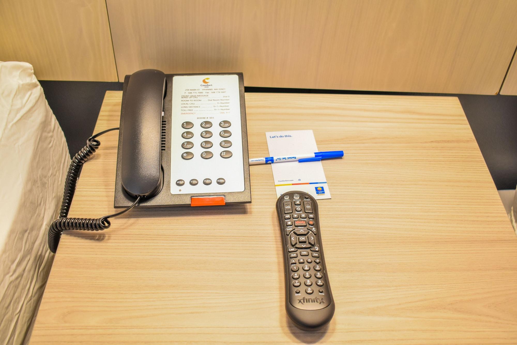 Comfort Inn Hyannis - Cape Cod エクステリア 写真