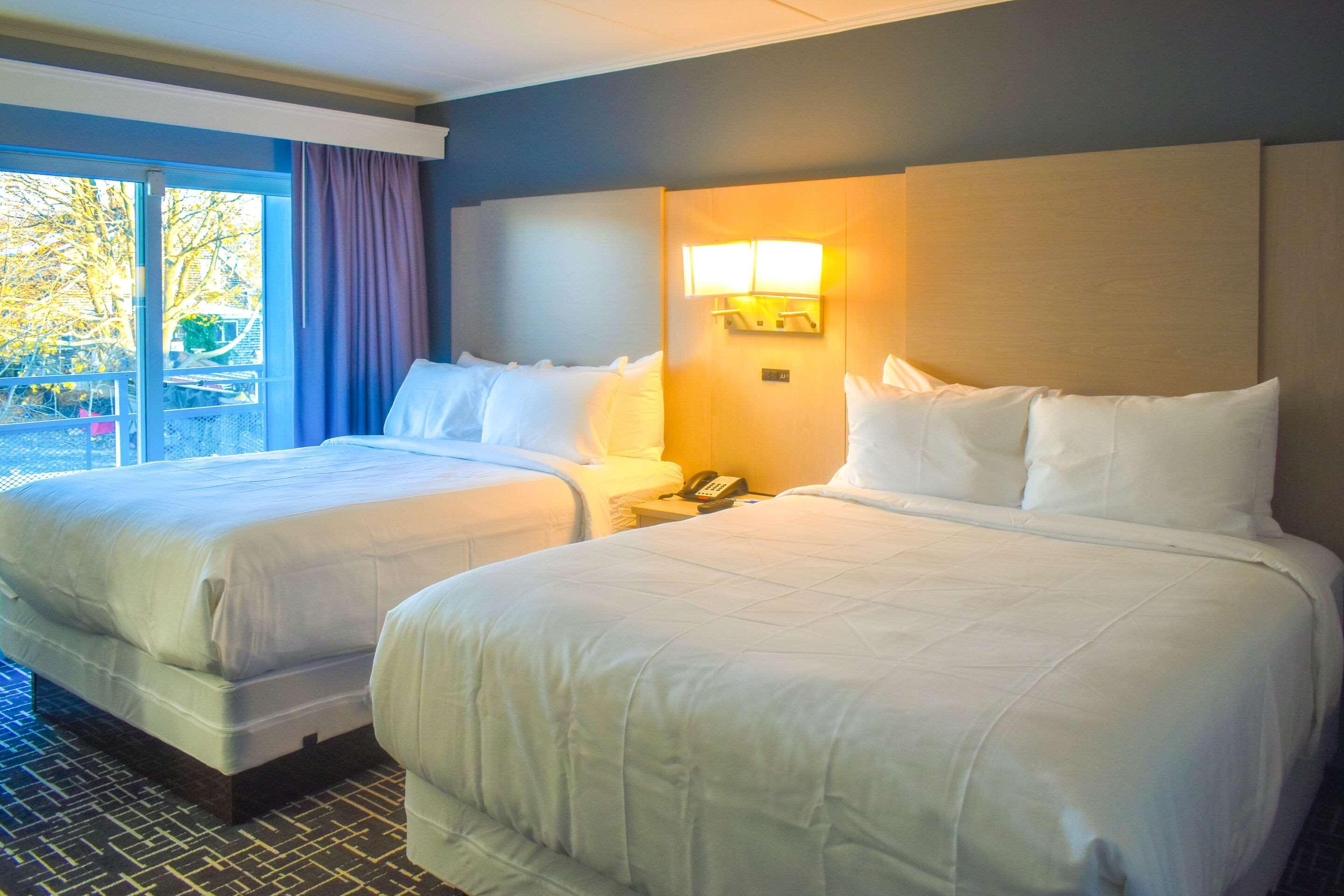 Comfort Inn Hyannis - Cape Cod エクステリア 写真