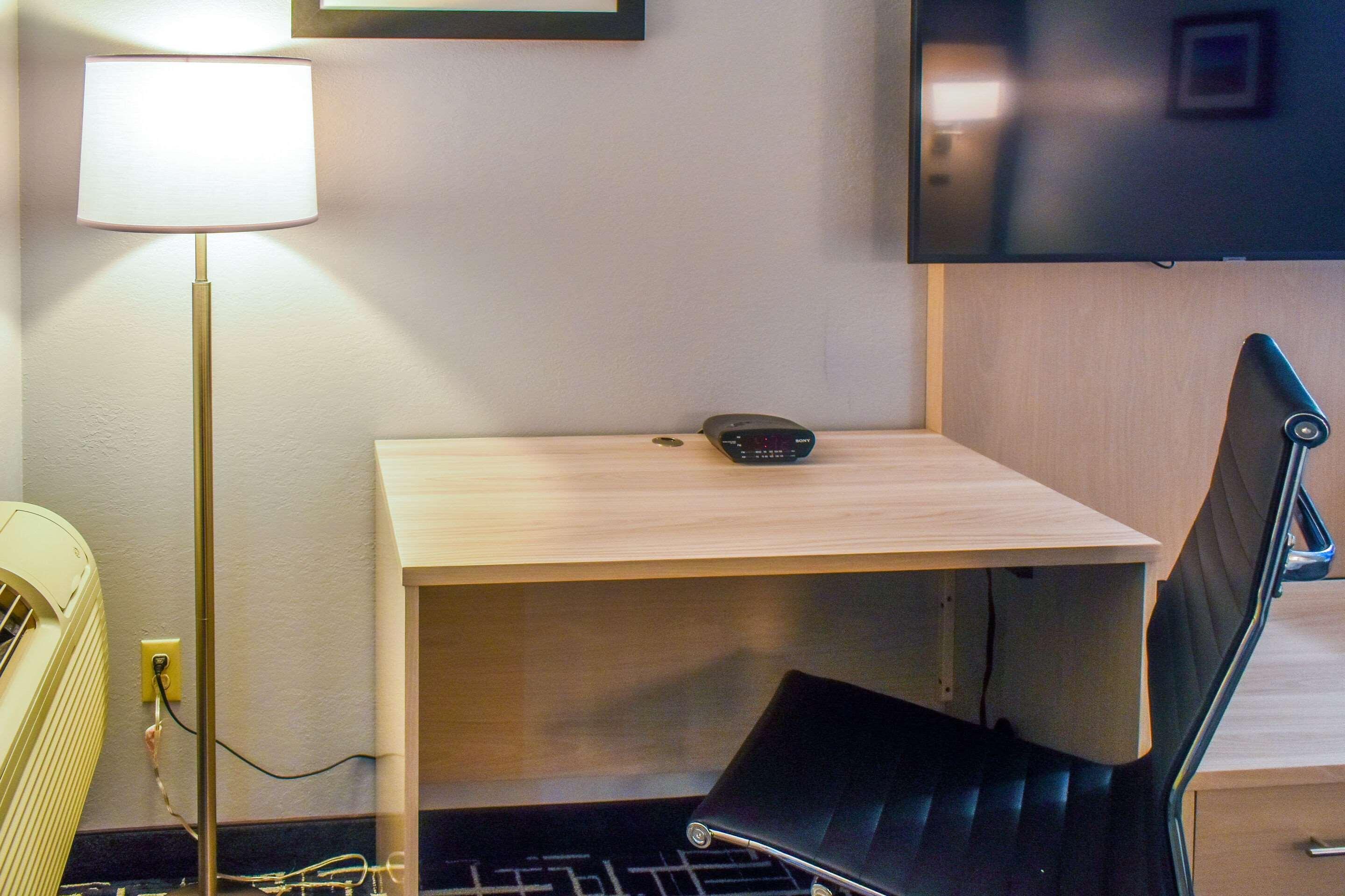 Comfort Inn Hyannis - Cape Cod エクステリア 写真